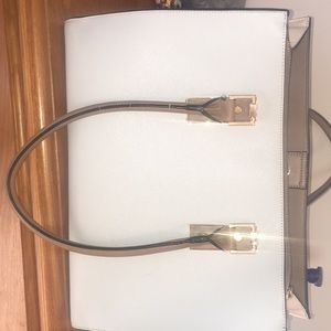 Great spring bag! Perfect for work